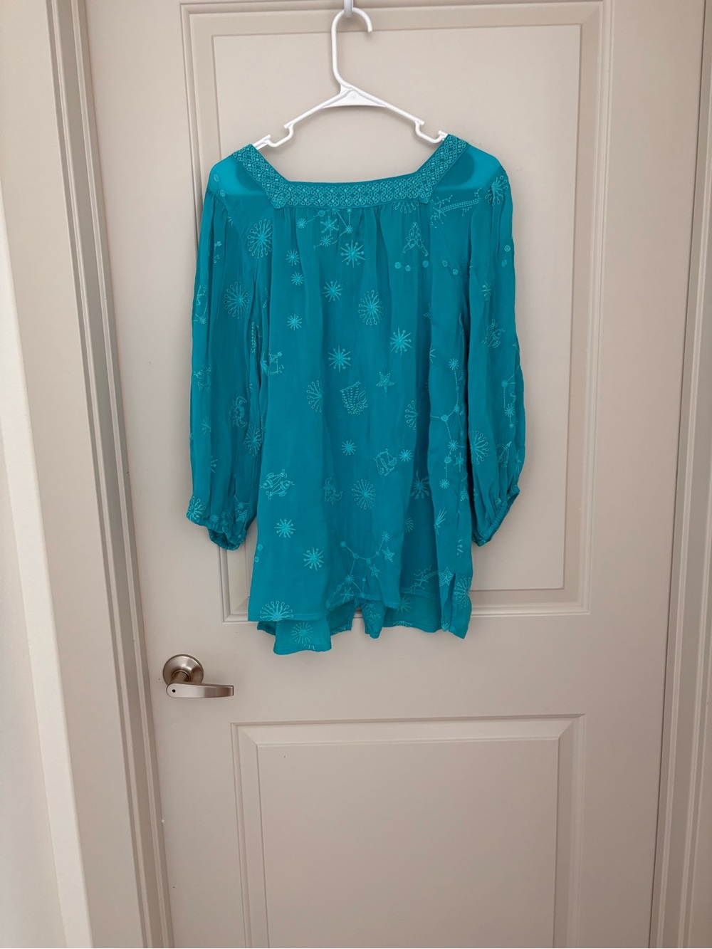 Johnny Was Teal Embroidered Button-Front Peasant Top Size M - Picture 2 of 5